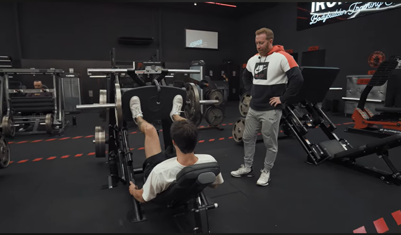 Filipe Linares palestrando